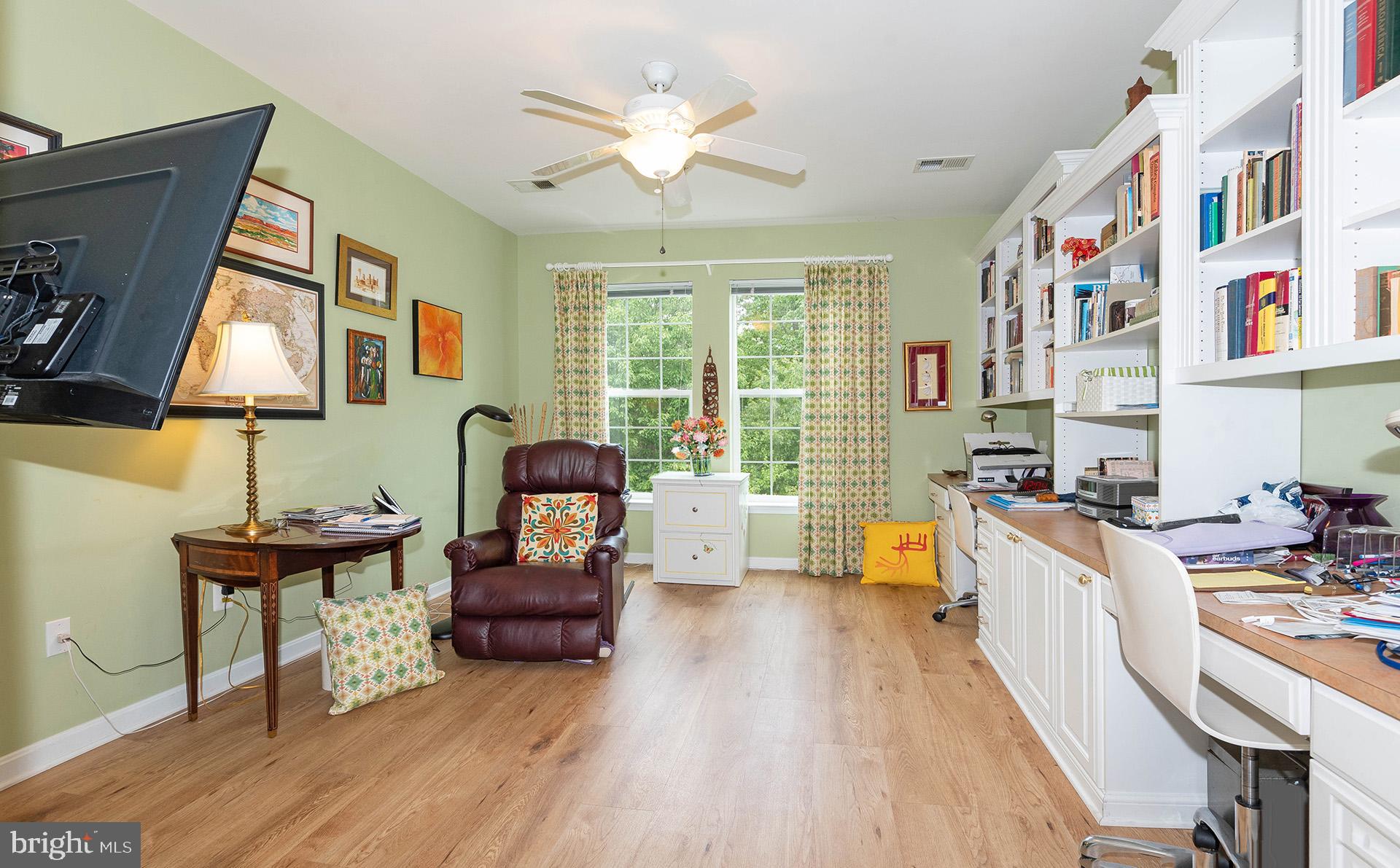 PINEY ORCHARD - Residential