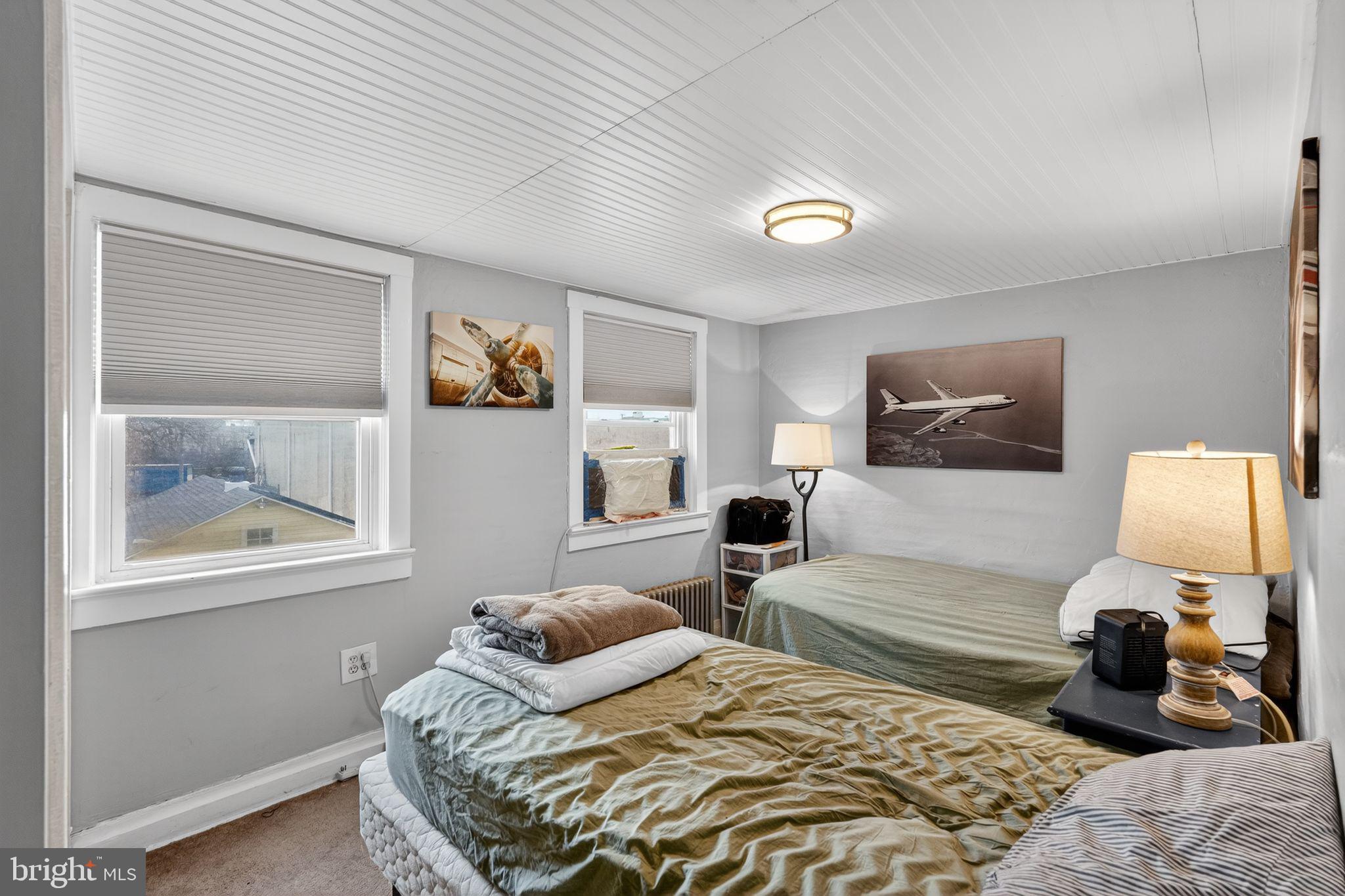 LESTER - Residential