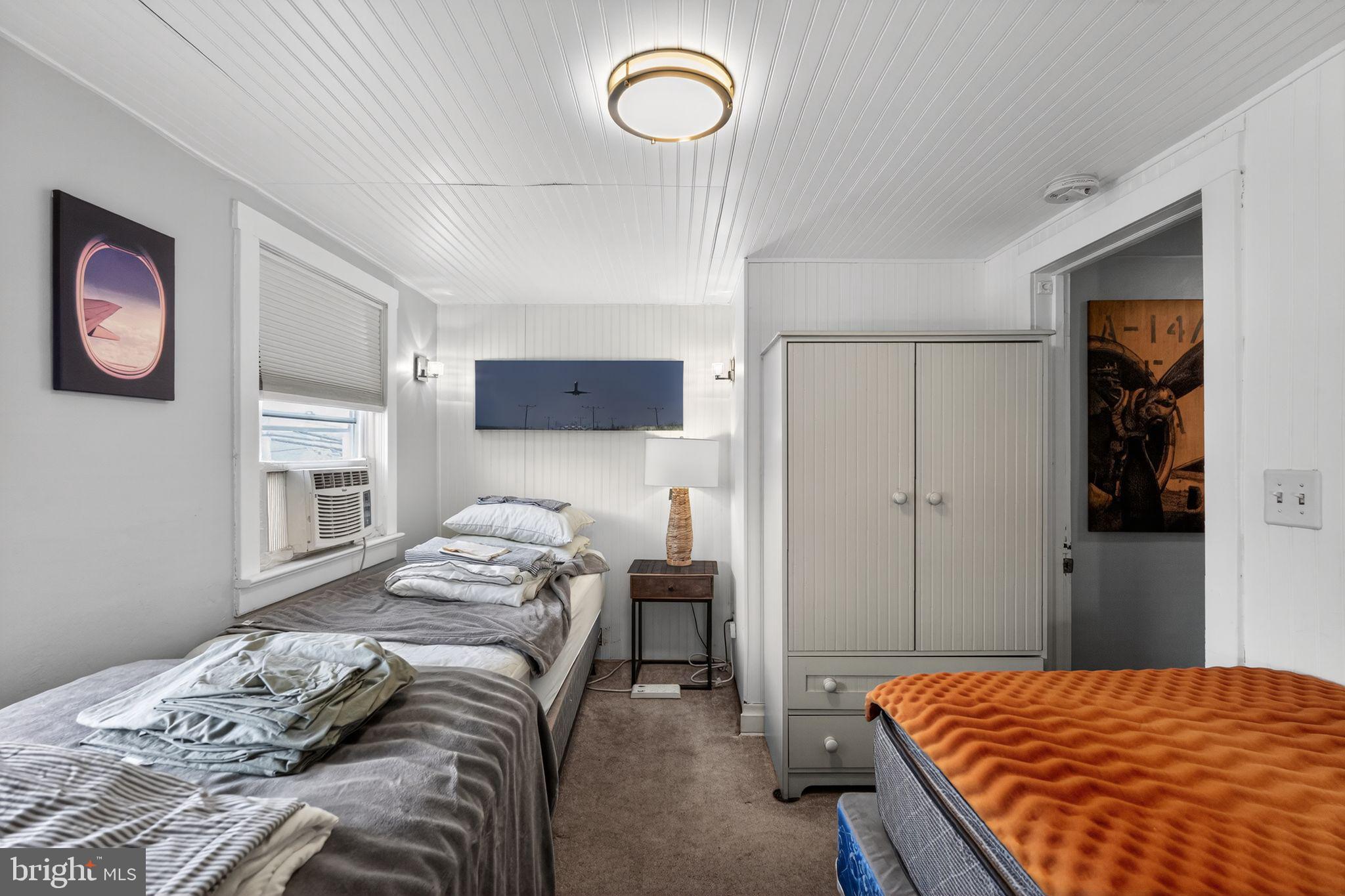 LESTER - Residential