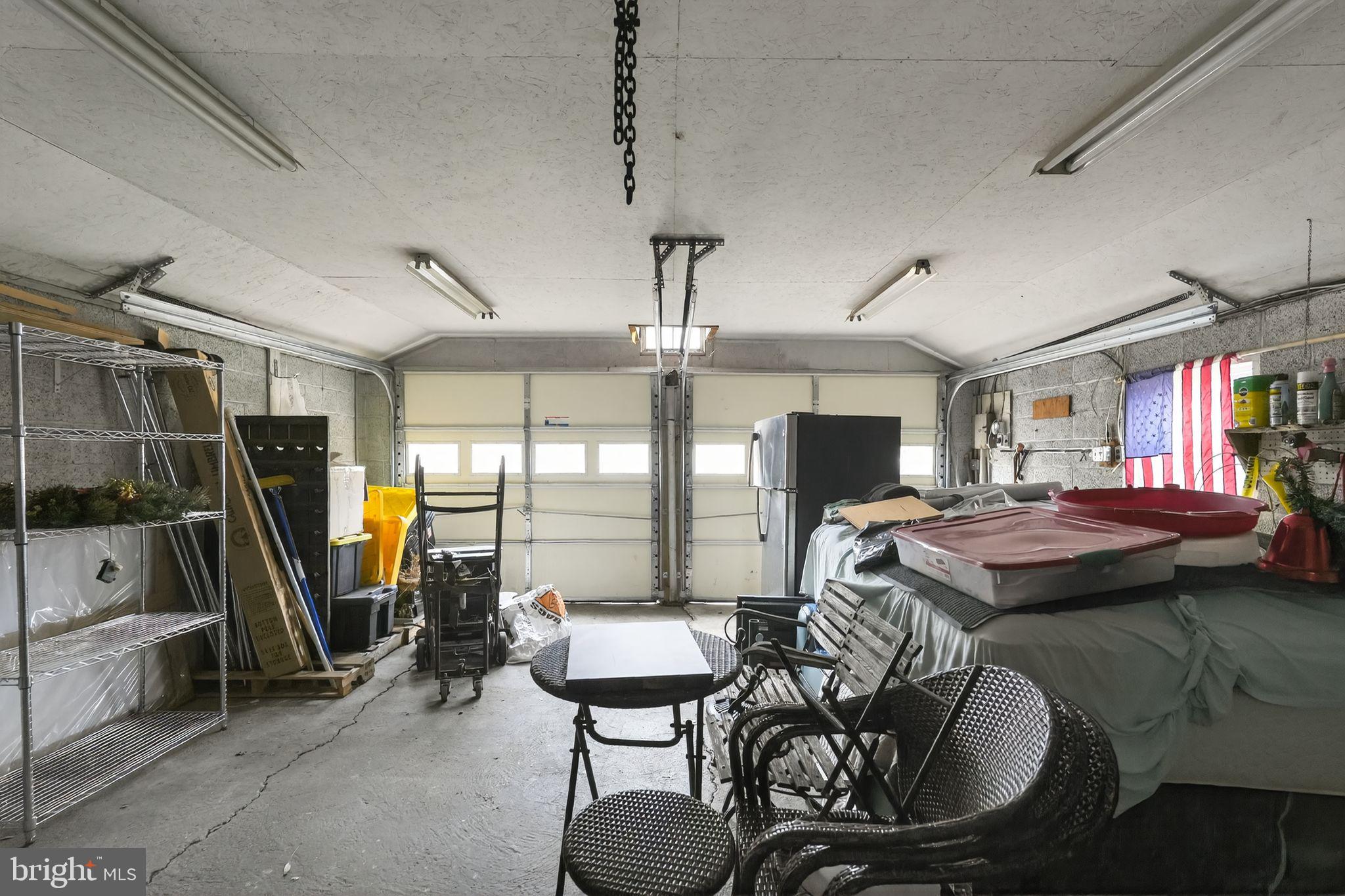 LESTER - Residential