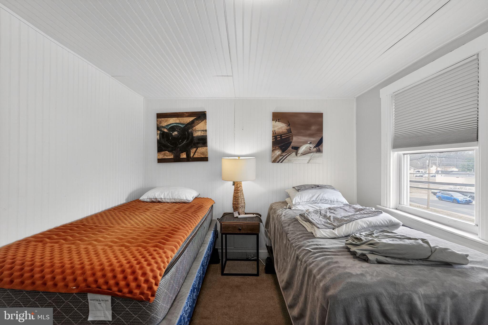 LESTER - Residential