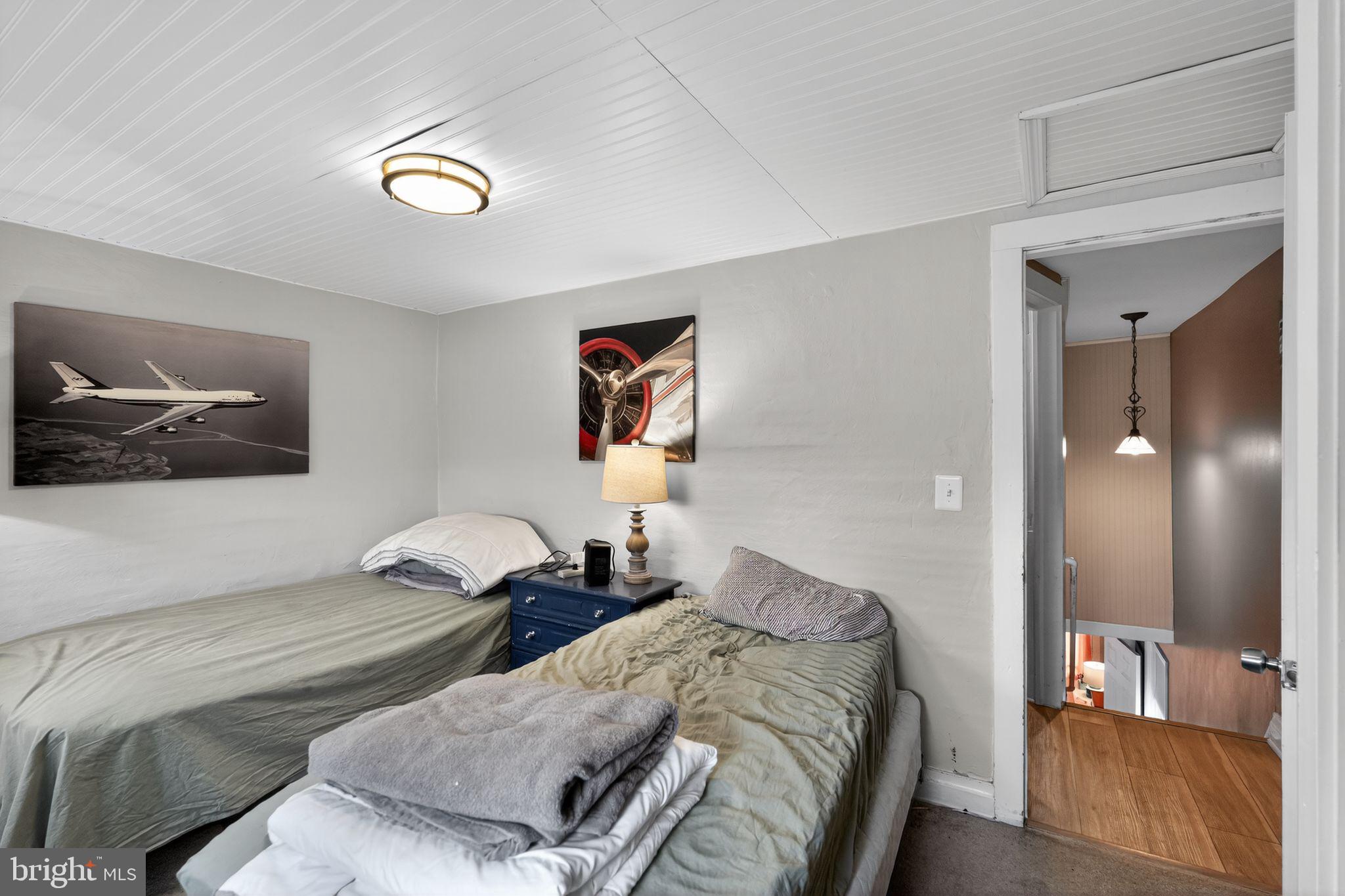 LESTER - Residential