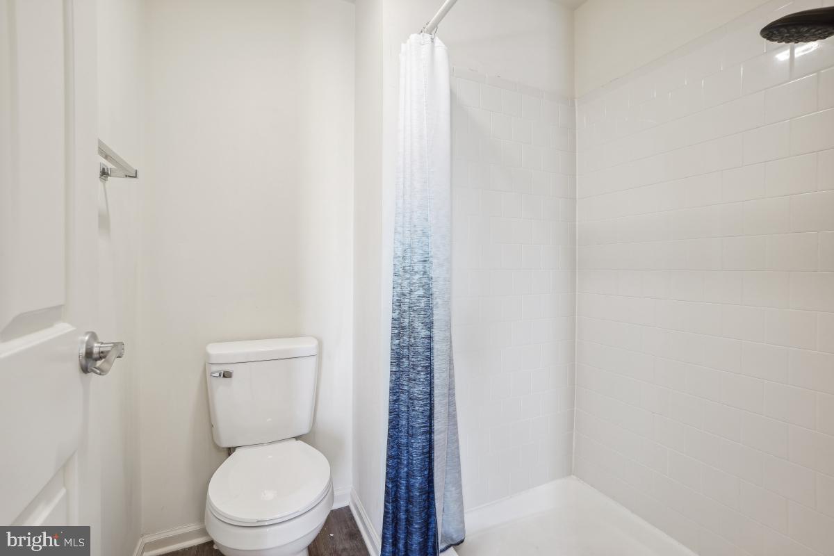 WATERSIDE - Residential