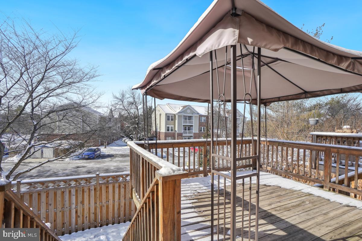 WATERSIDE - Residential