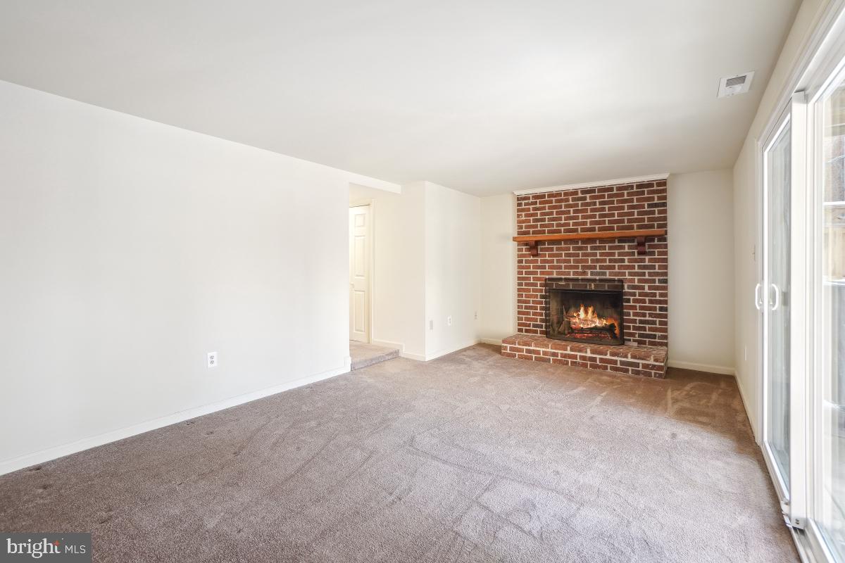 WATERSIDE - Residential