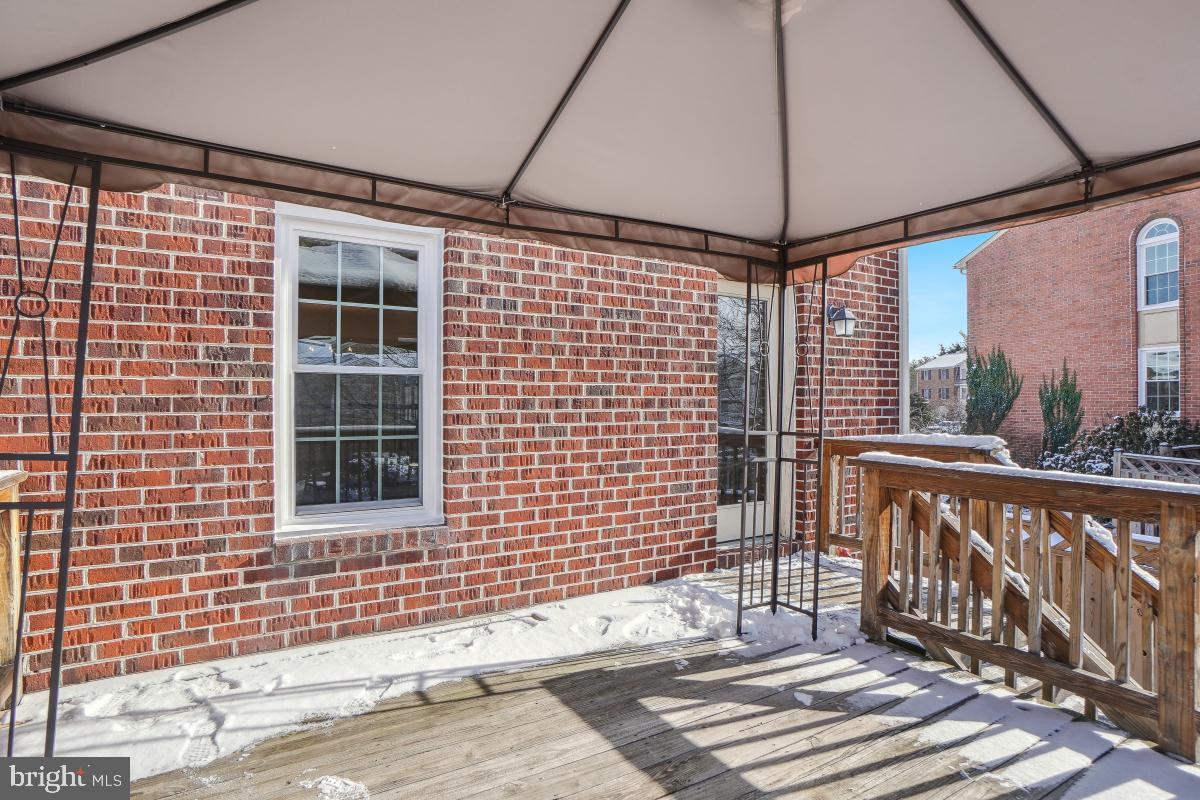 WATERSIDE - Residential