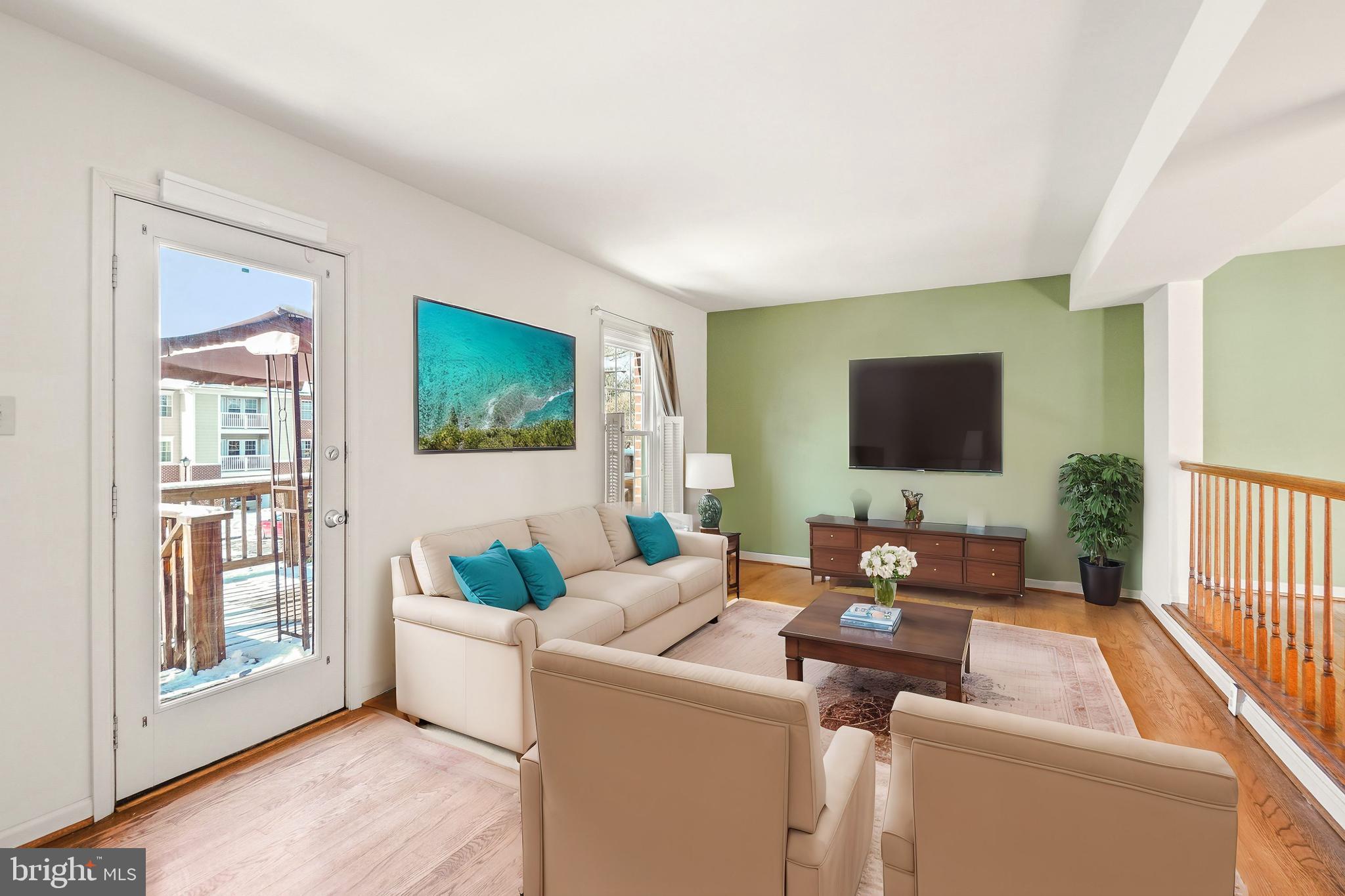 WATERSIDE - Residential