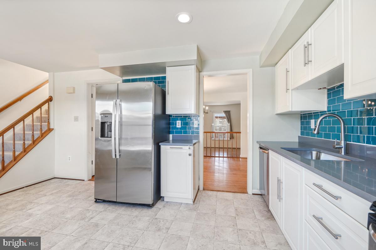 WATERSIDE - Residential