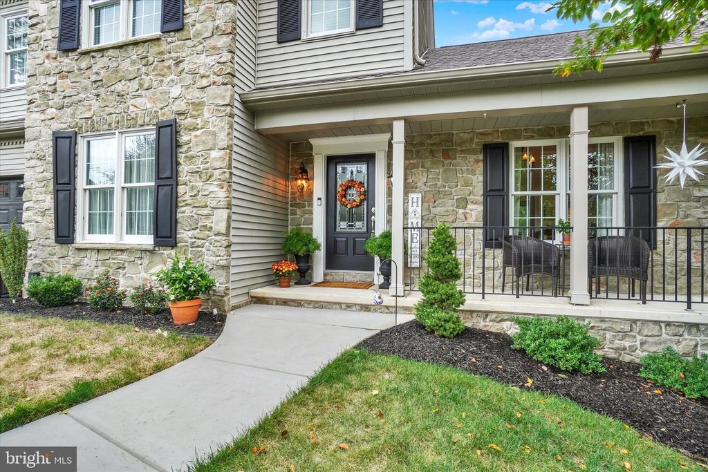 Photo of 2181 Cobblestone Lane, YORK, PA 17408 (MLS # PAYK2090642)