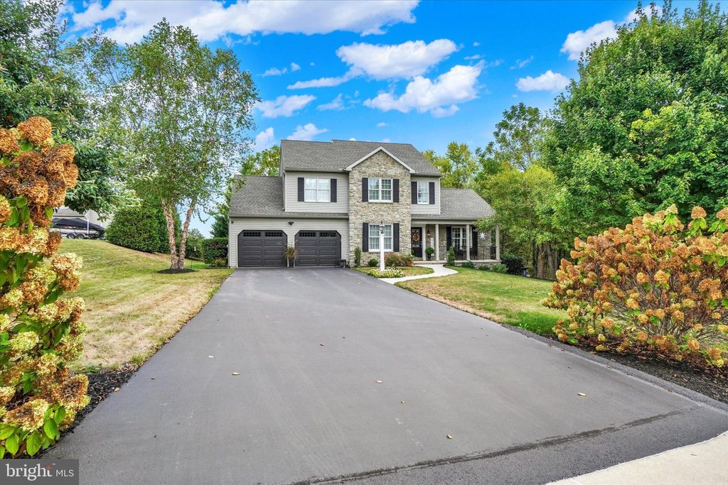 Photo of 2181 Cobblestone Lane, YORK, PA 17408 (MLS # PAYK2090642)
