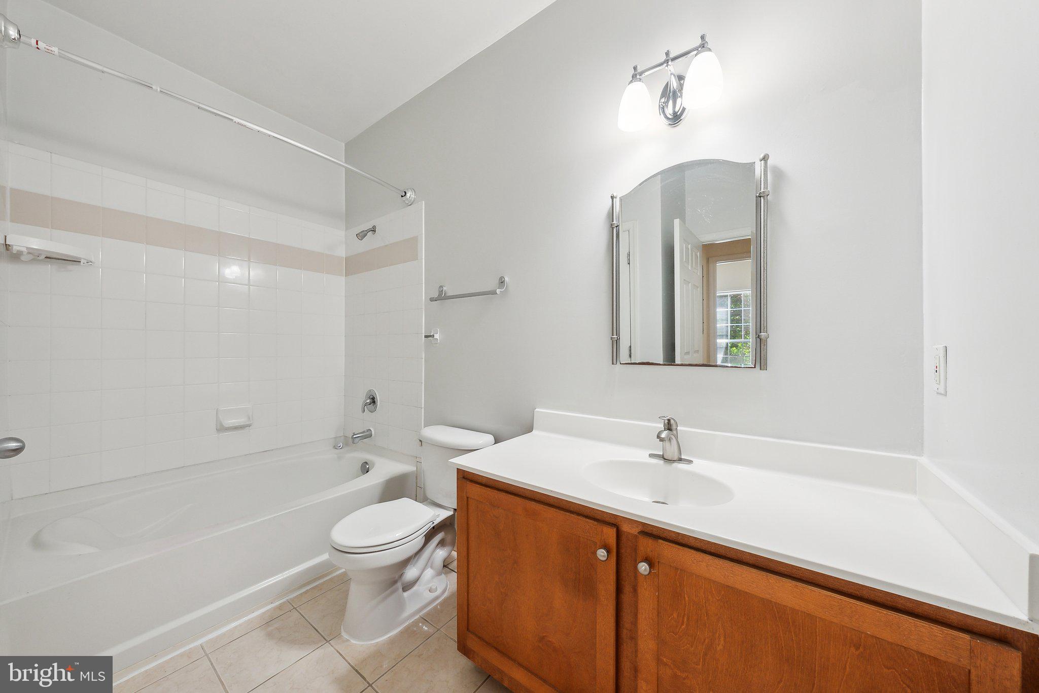 EXCHANGE AT VAN DORN - Residential Lease