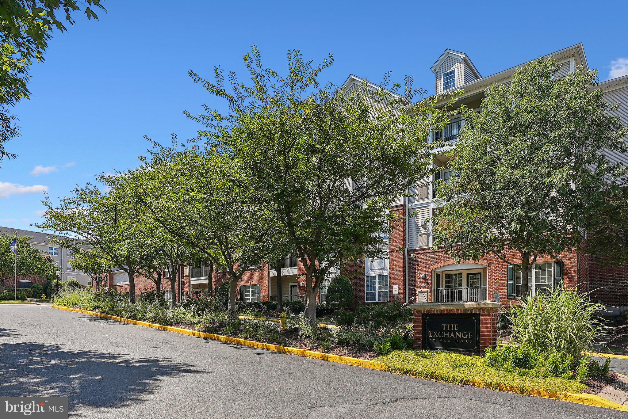 EXCHANGE AT VAN DORN - Residential Lease