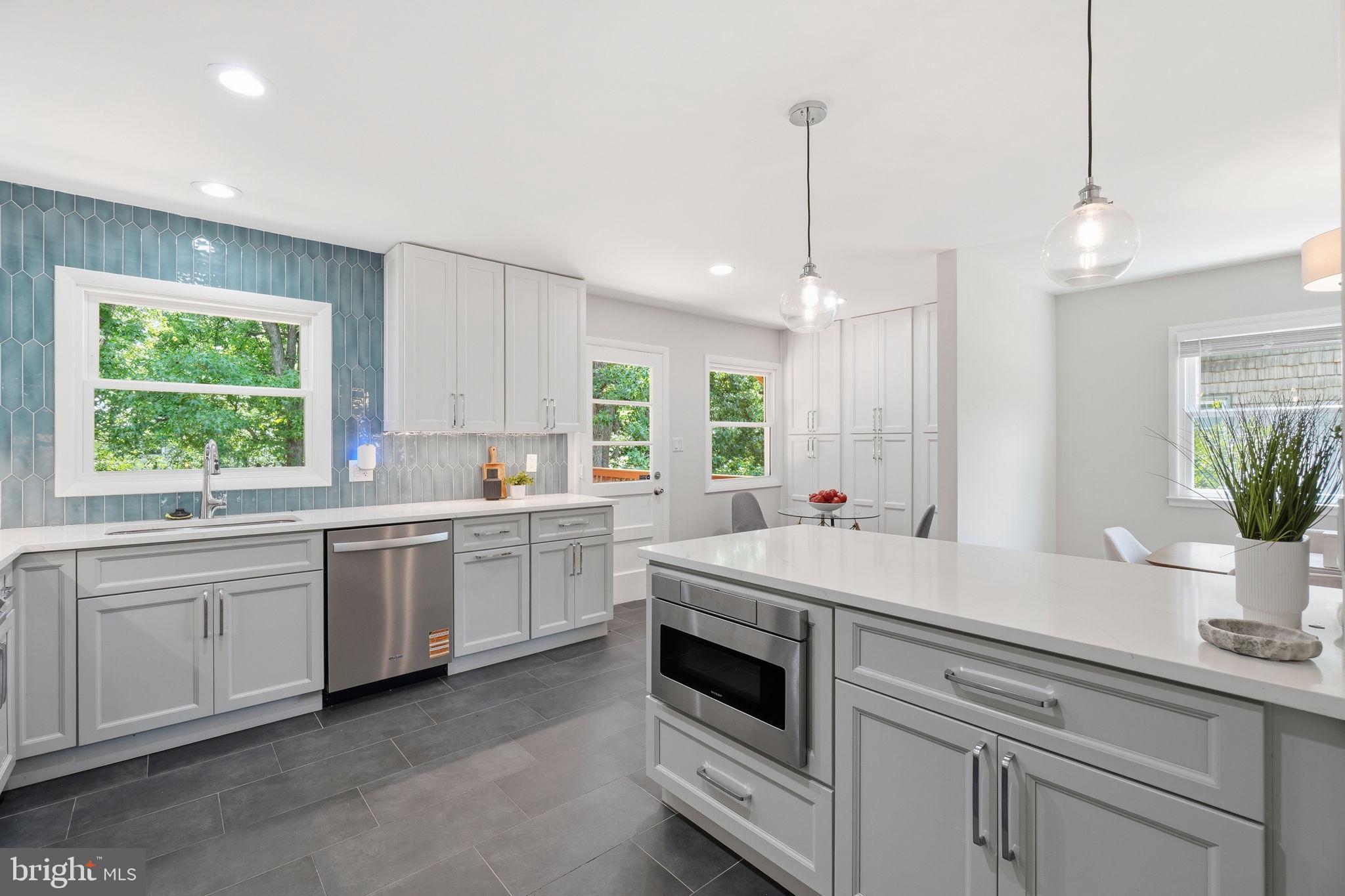 8501 CHERRY VALLEY LANE