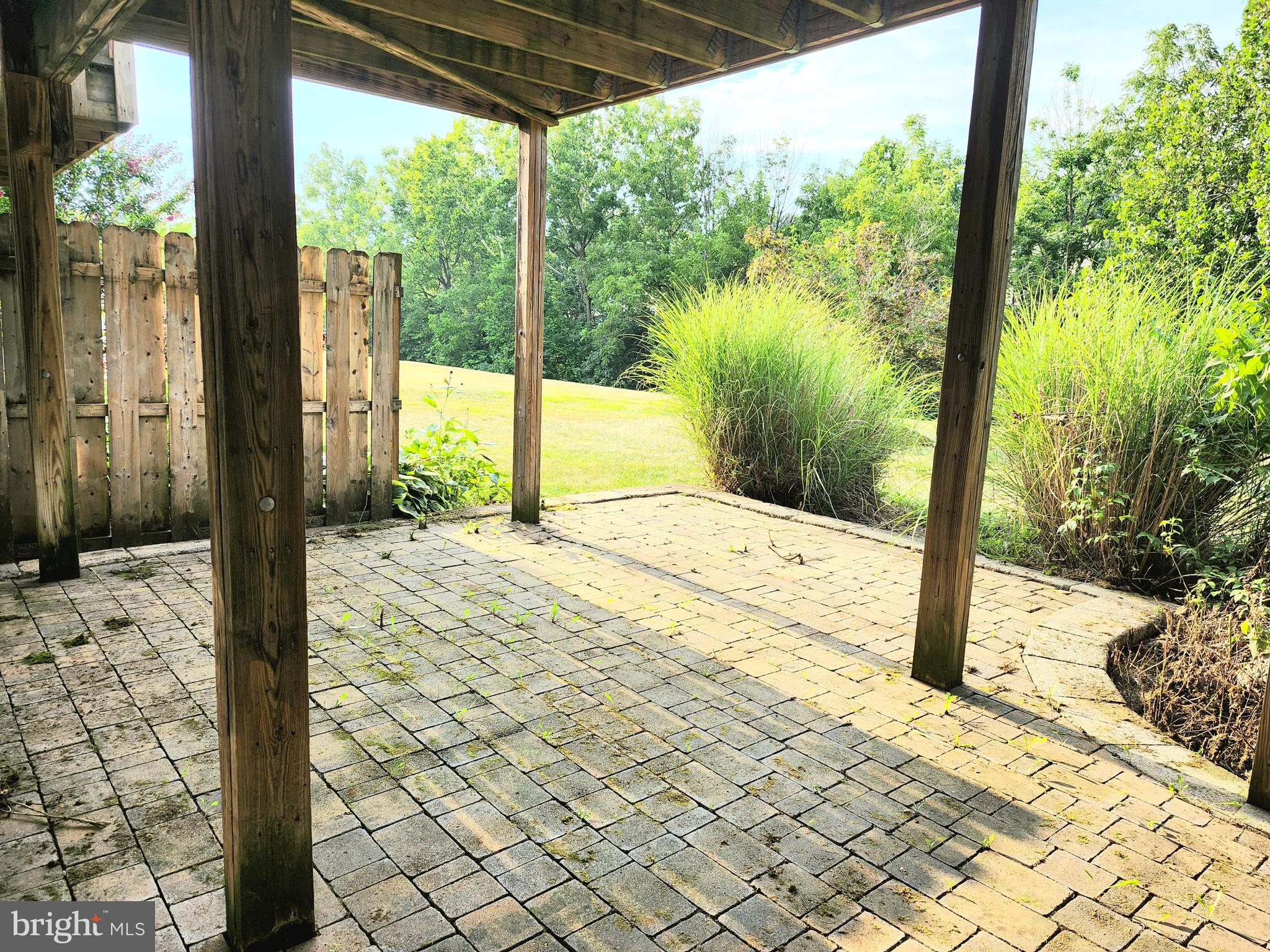 SUNNYBROOK - Residential