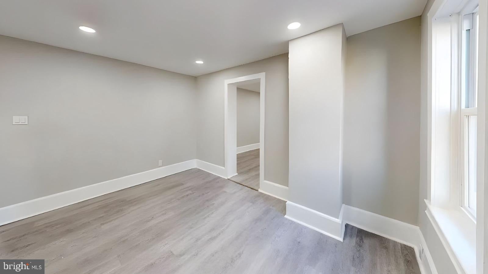 153 KNAPP AVENUE