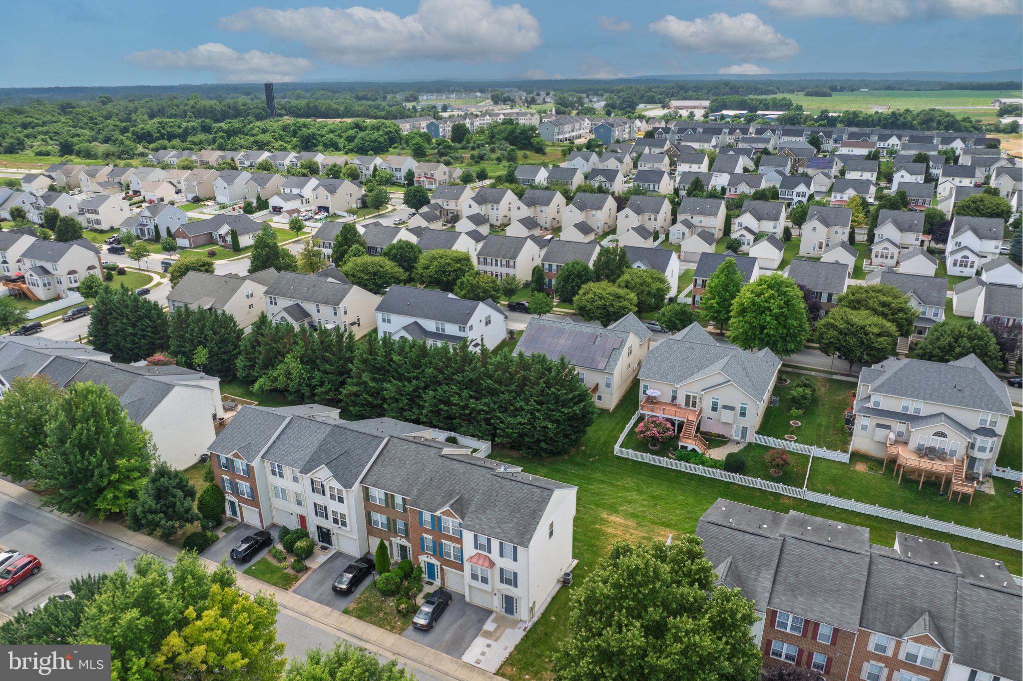 LAKELAND PLACE - Residential