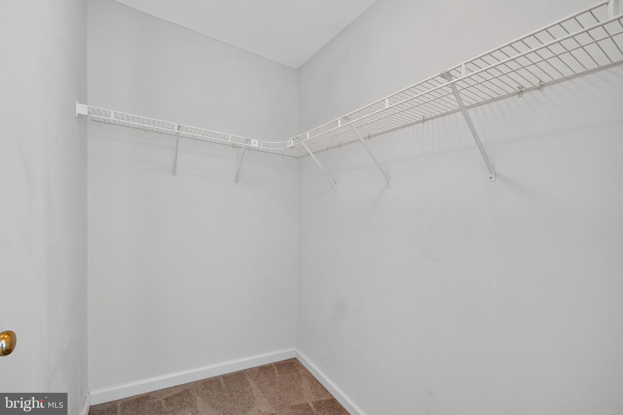 LAKELAND PLACE - Residential