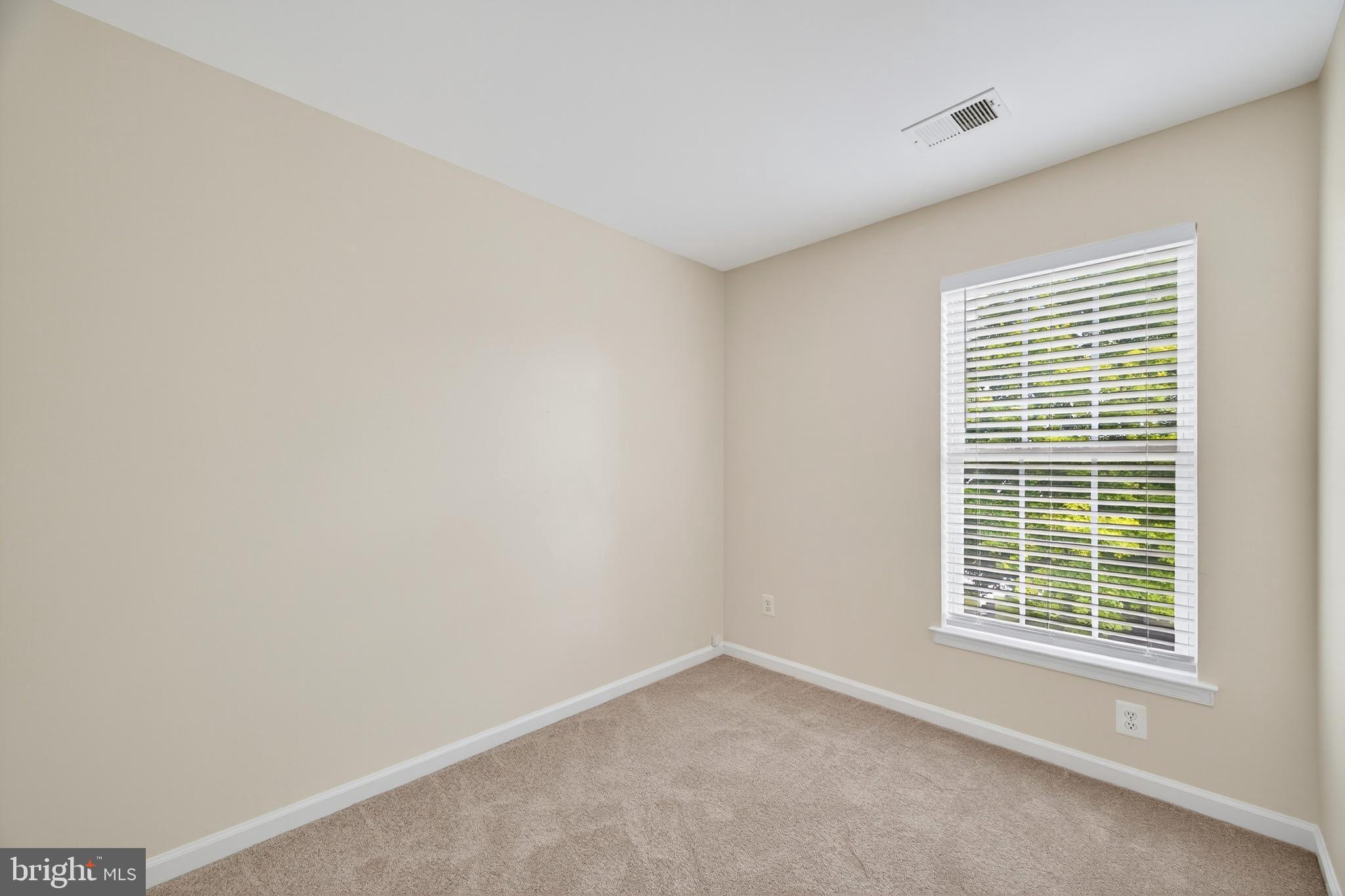 LAKELAND PLACE - Residential