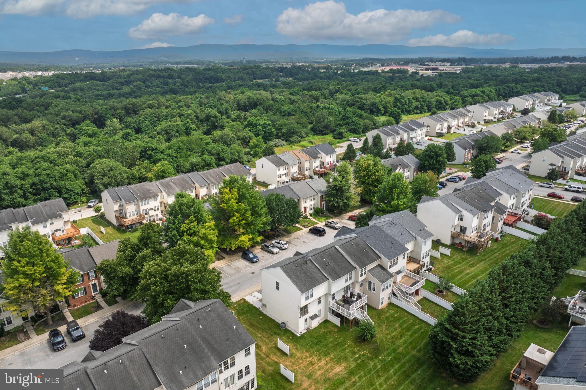 LAKELAND PLACE - Residential
