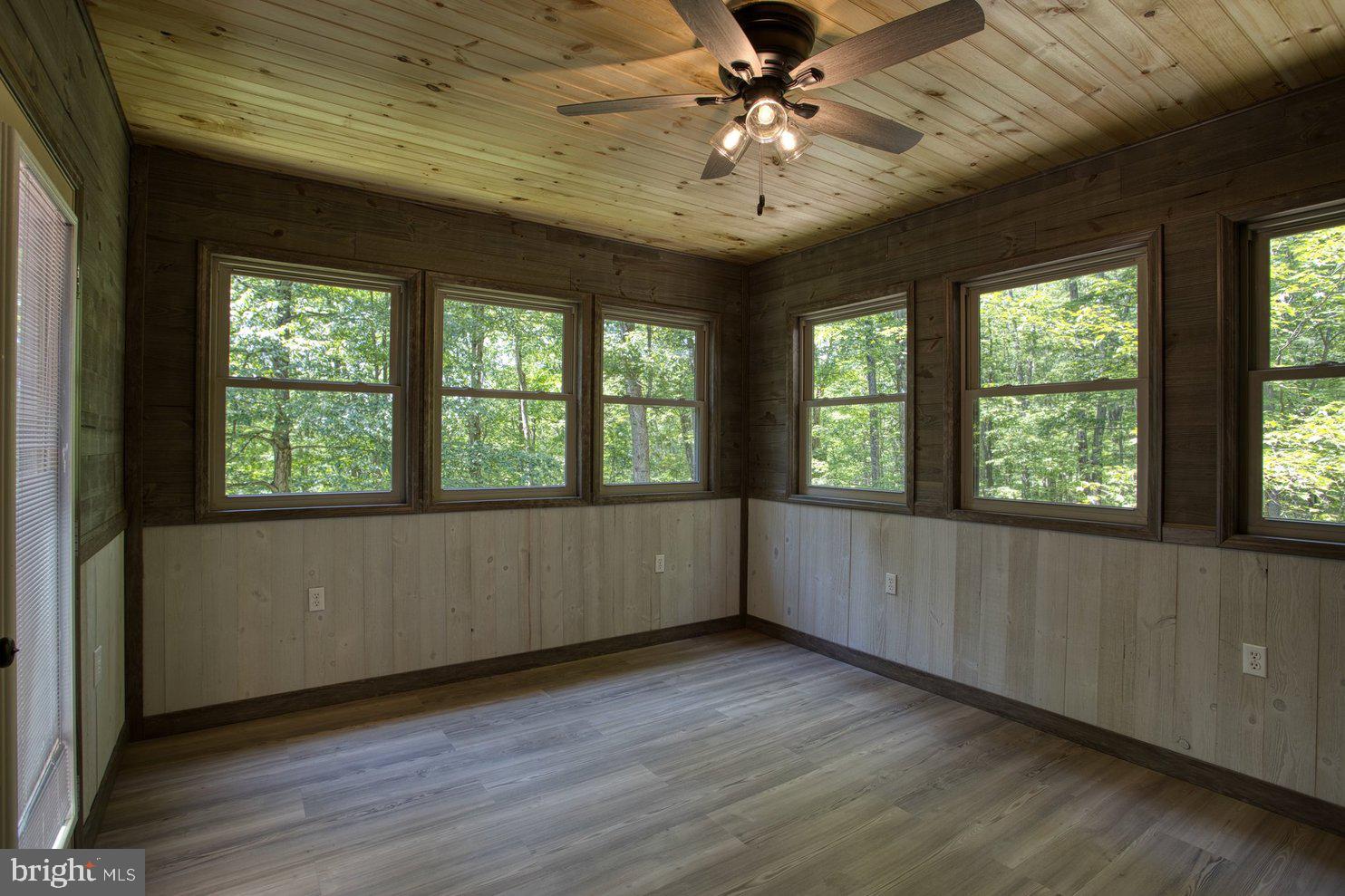 ALPINE LAKE RESORT - Residential