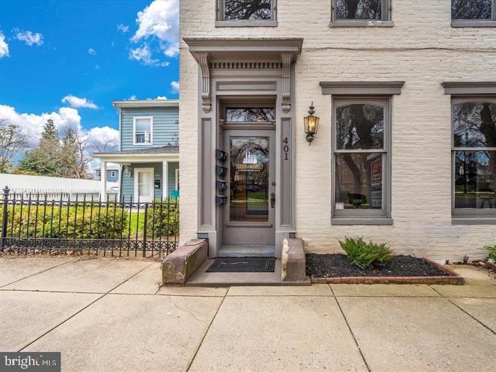 401 S MARKET STREET 3
