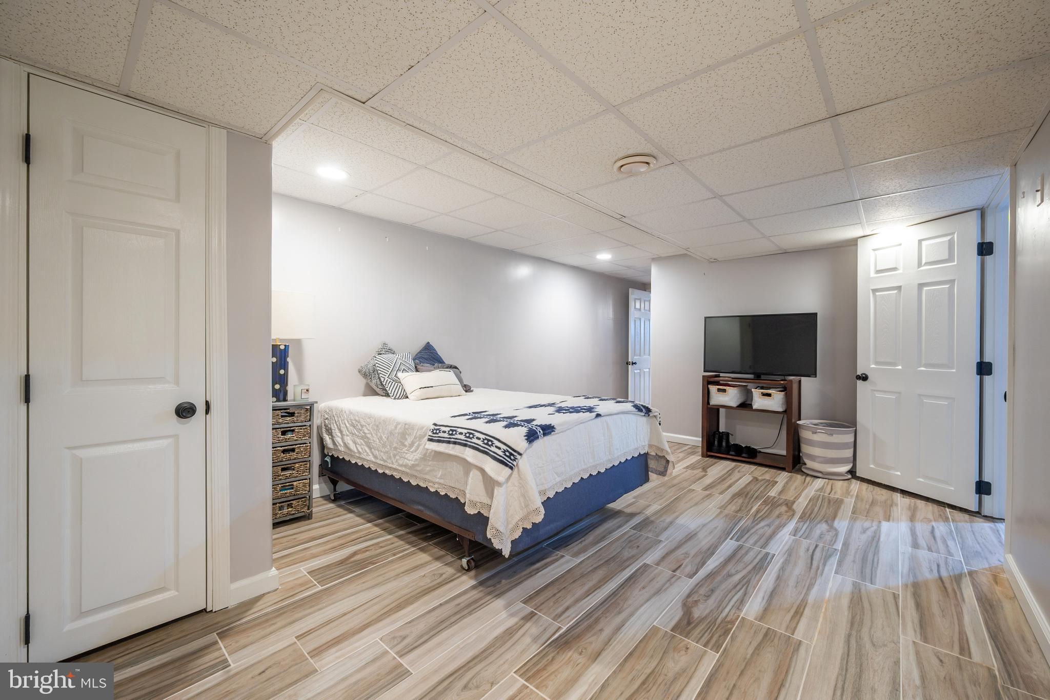 STARFIELD - Residential