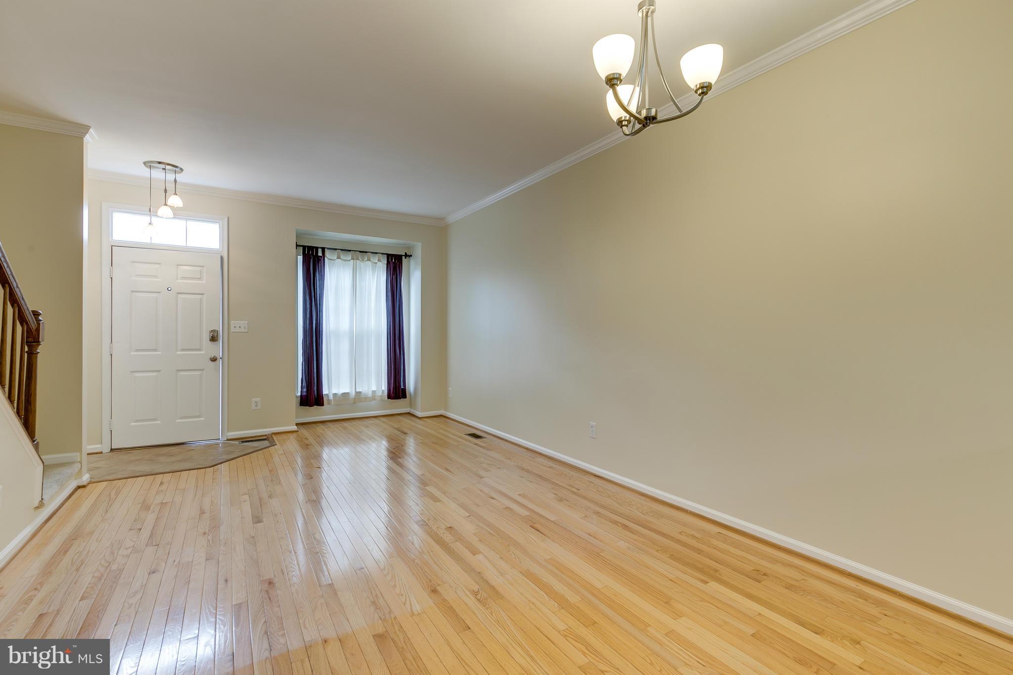 MONTCLAIR MEWS - Residential