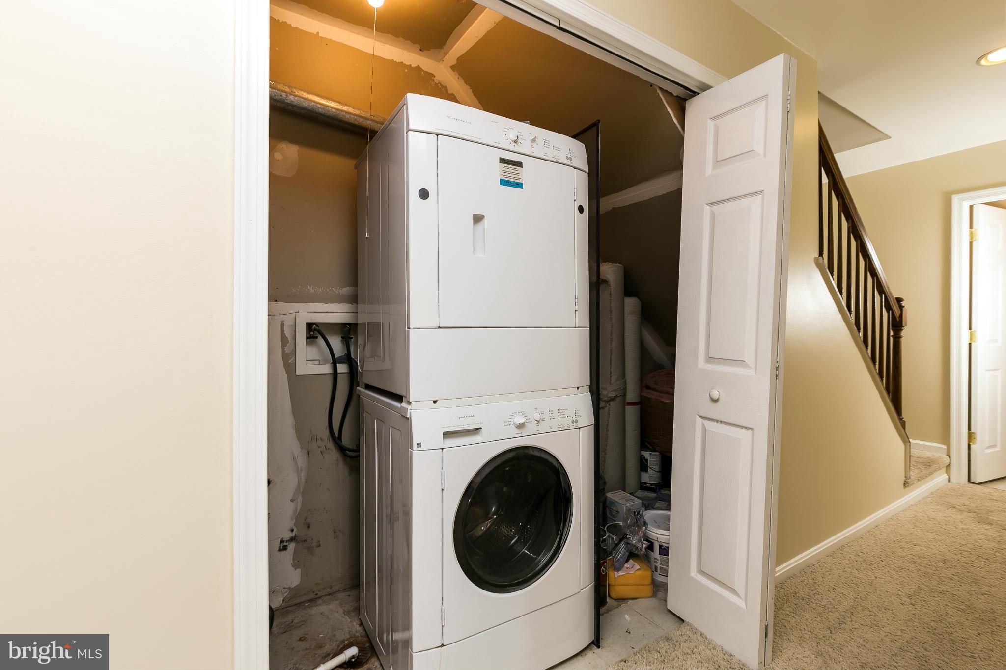 MONTCLAIR MEWS - Residential