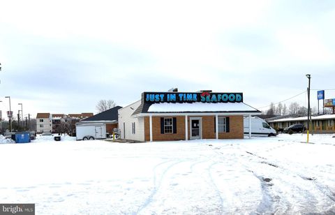 702 WARM SPRINGS AVENUE MARTINSBURG WV 25401