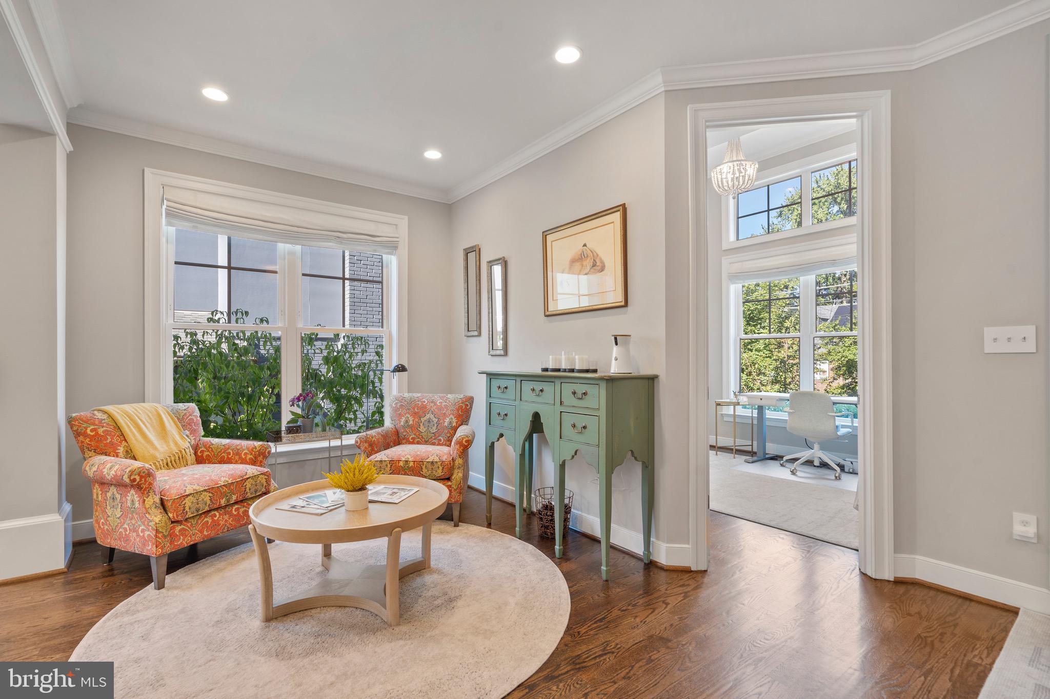 OVER LEE KNOLLS - Residential