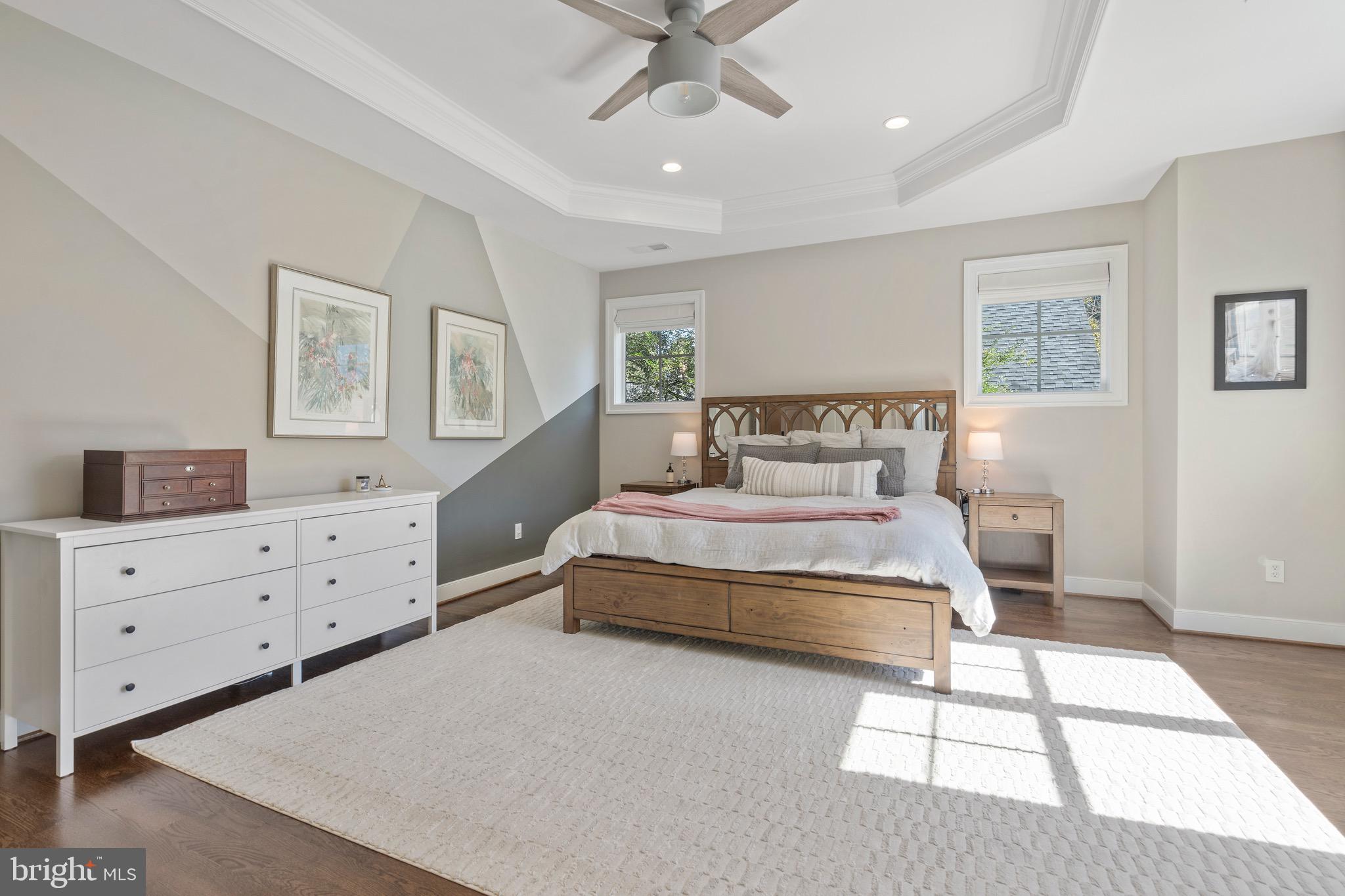 OVER LEE KNOLLS - Residential