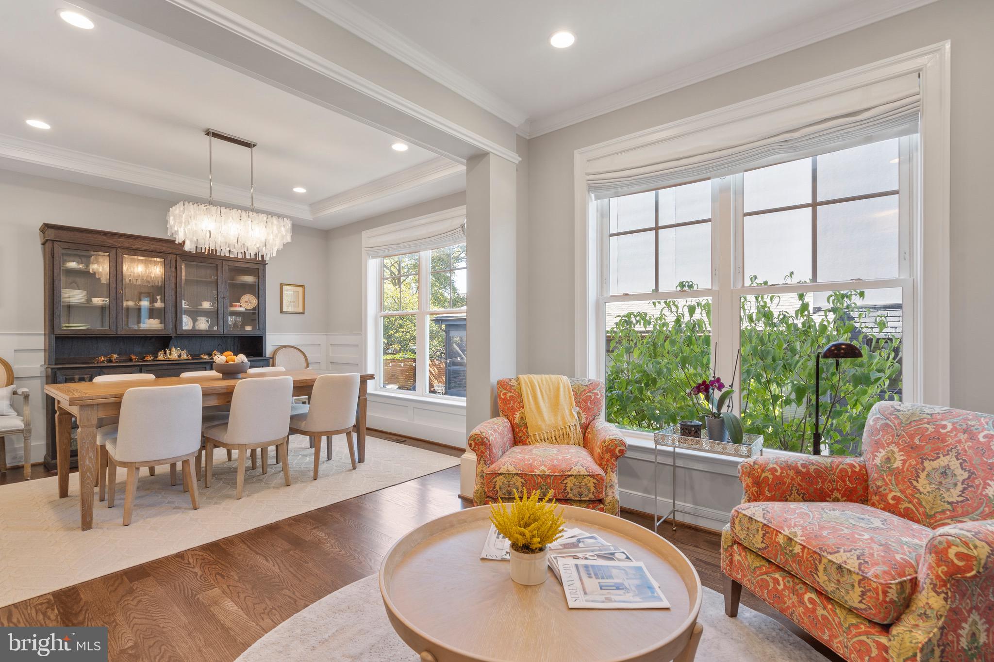 OVER LEE KNOLLS - Residential