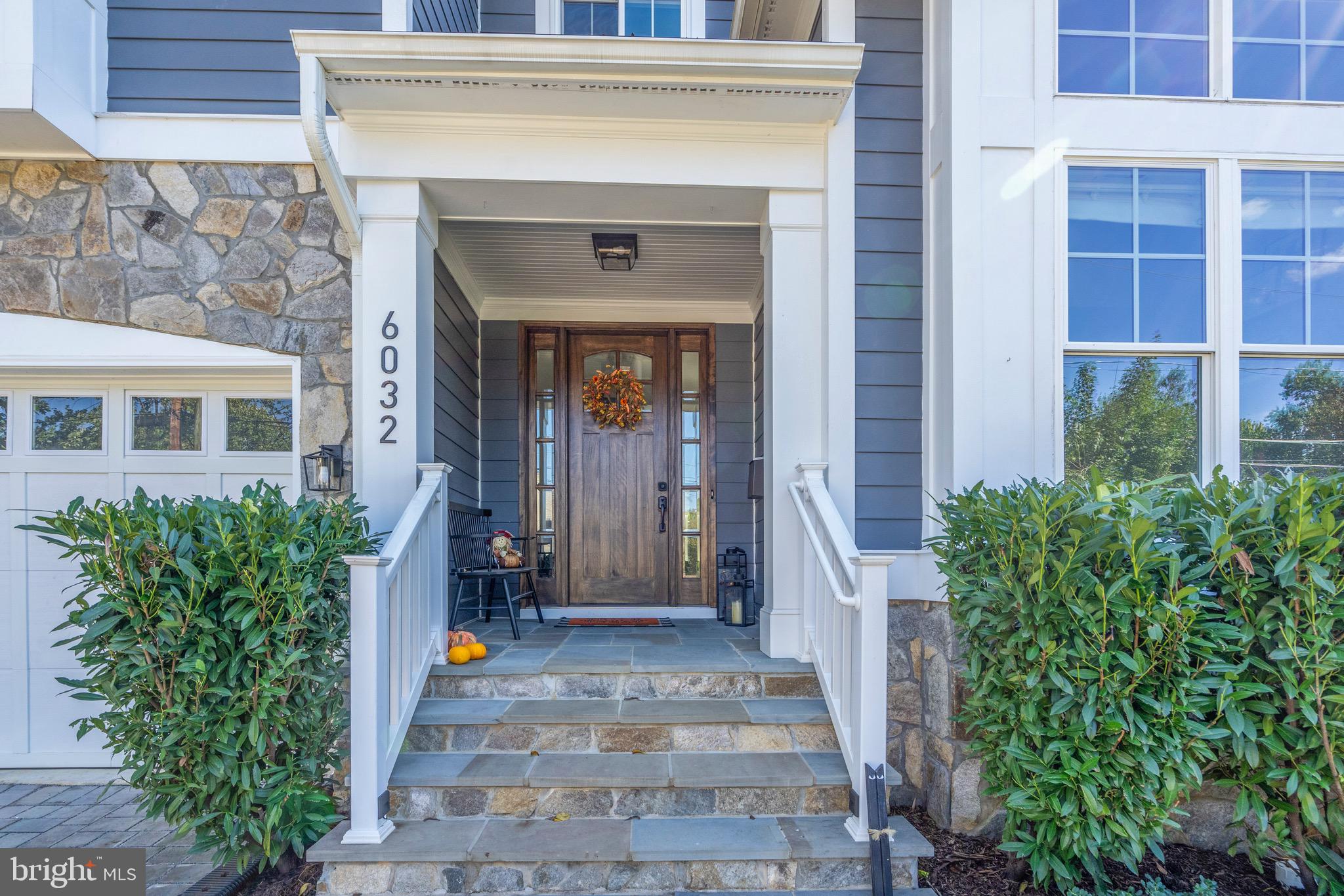 OVER LEE KNOLLS - Residential