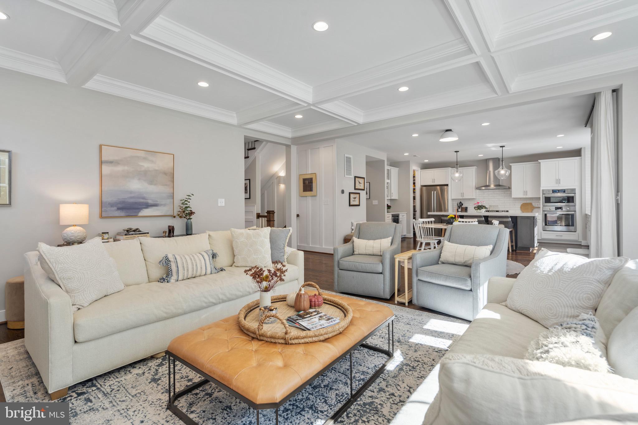 OVER LEE KNOLLS - Residential