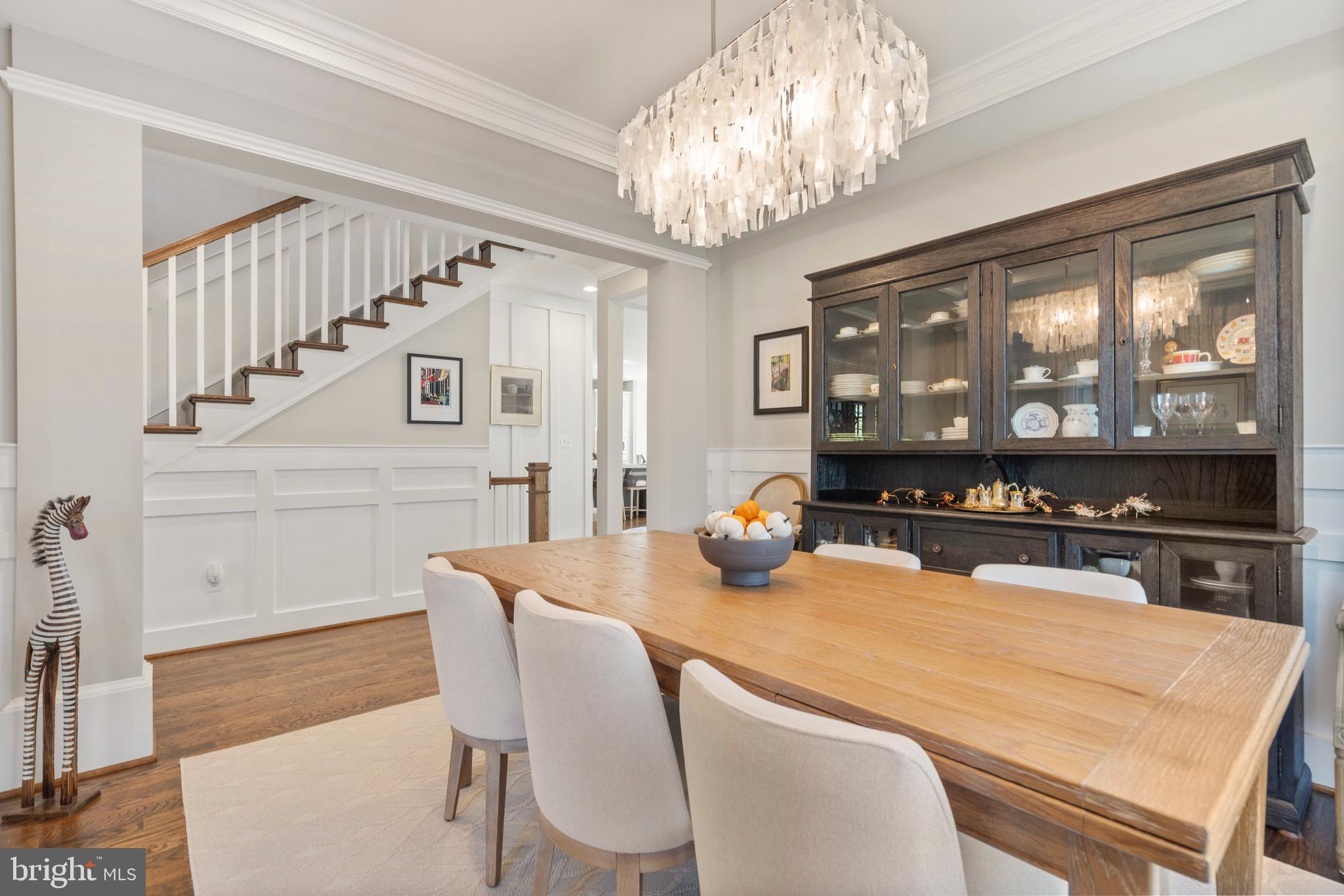 OVER LEE KNOLLS - Residential