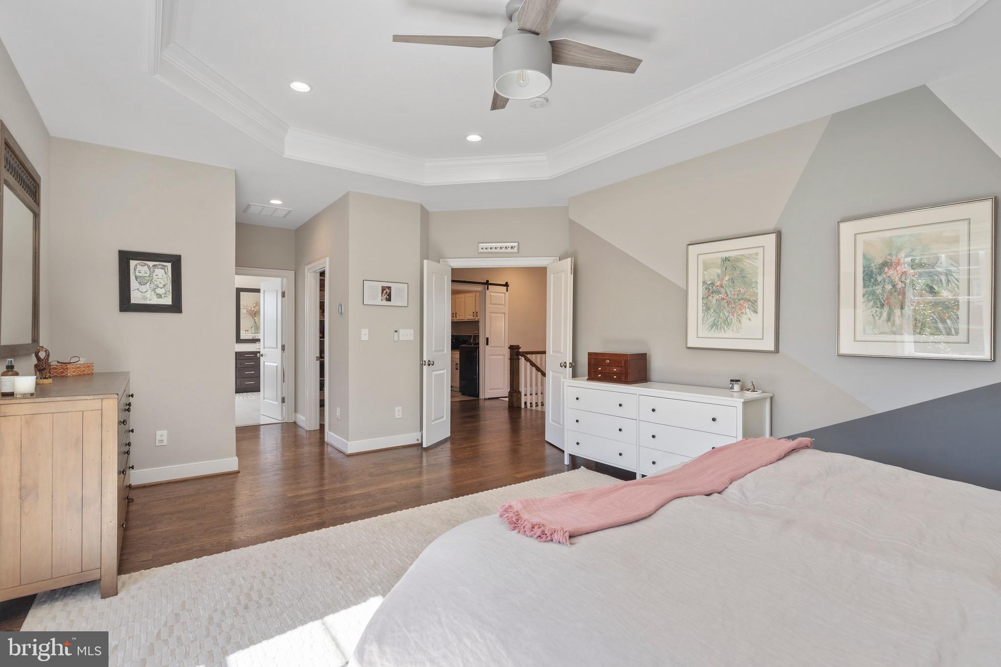 OVER LEE KNOLLS - Residential