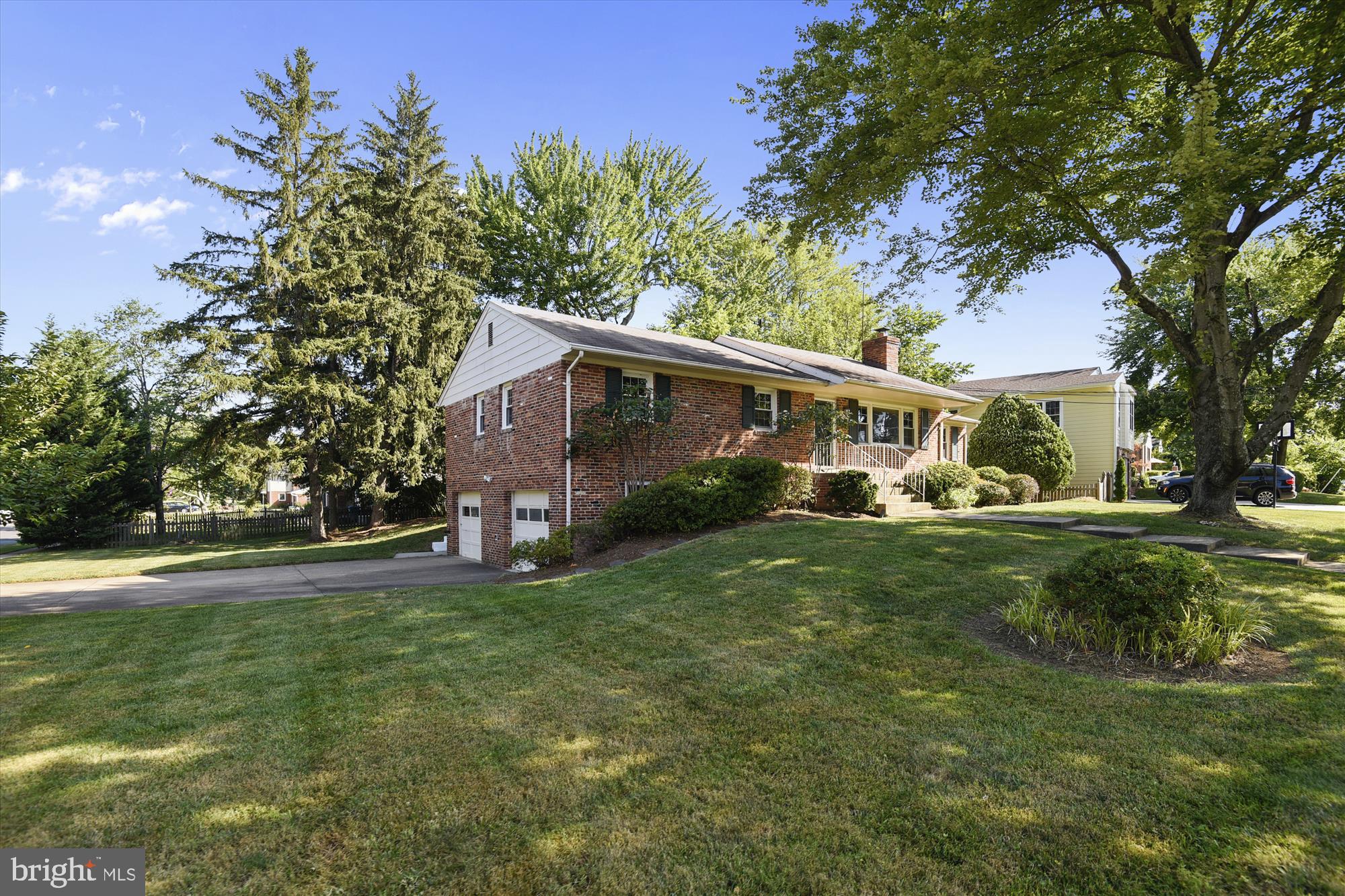 WEST LEWINSVILLE HEIGHTS - Residential Lease