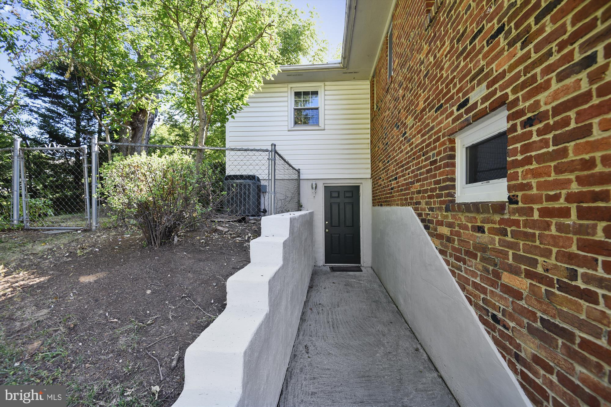 WEST LEWINSVILLE HEIGHTS - Residential Lease