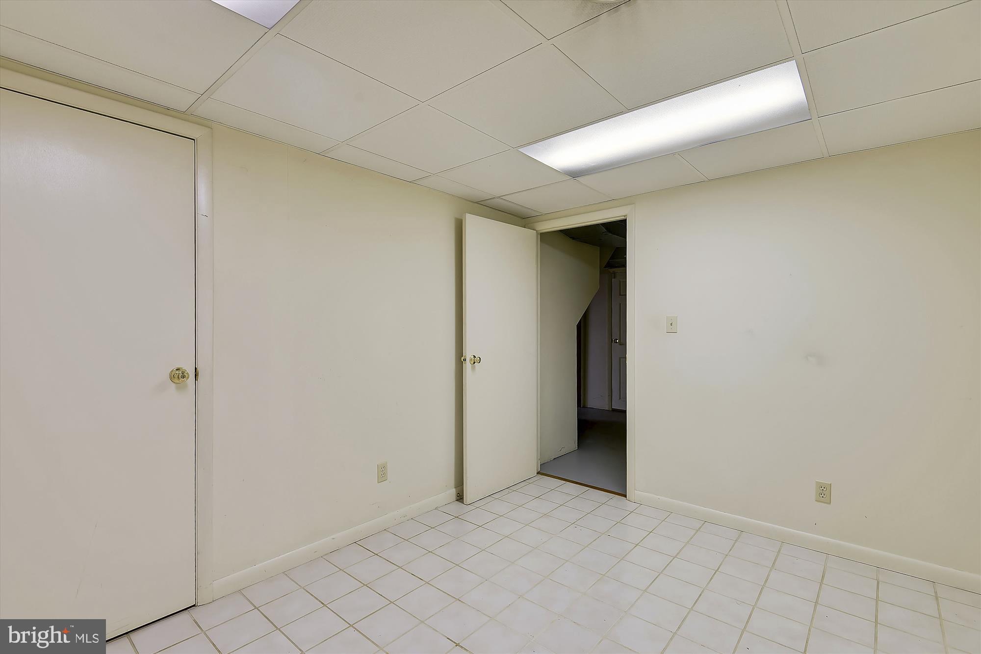 WEST LEWINSVILLE HEIGHTS - Residential Lease