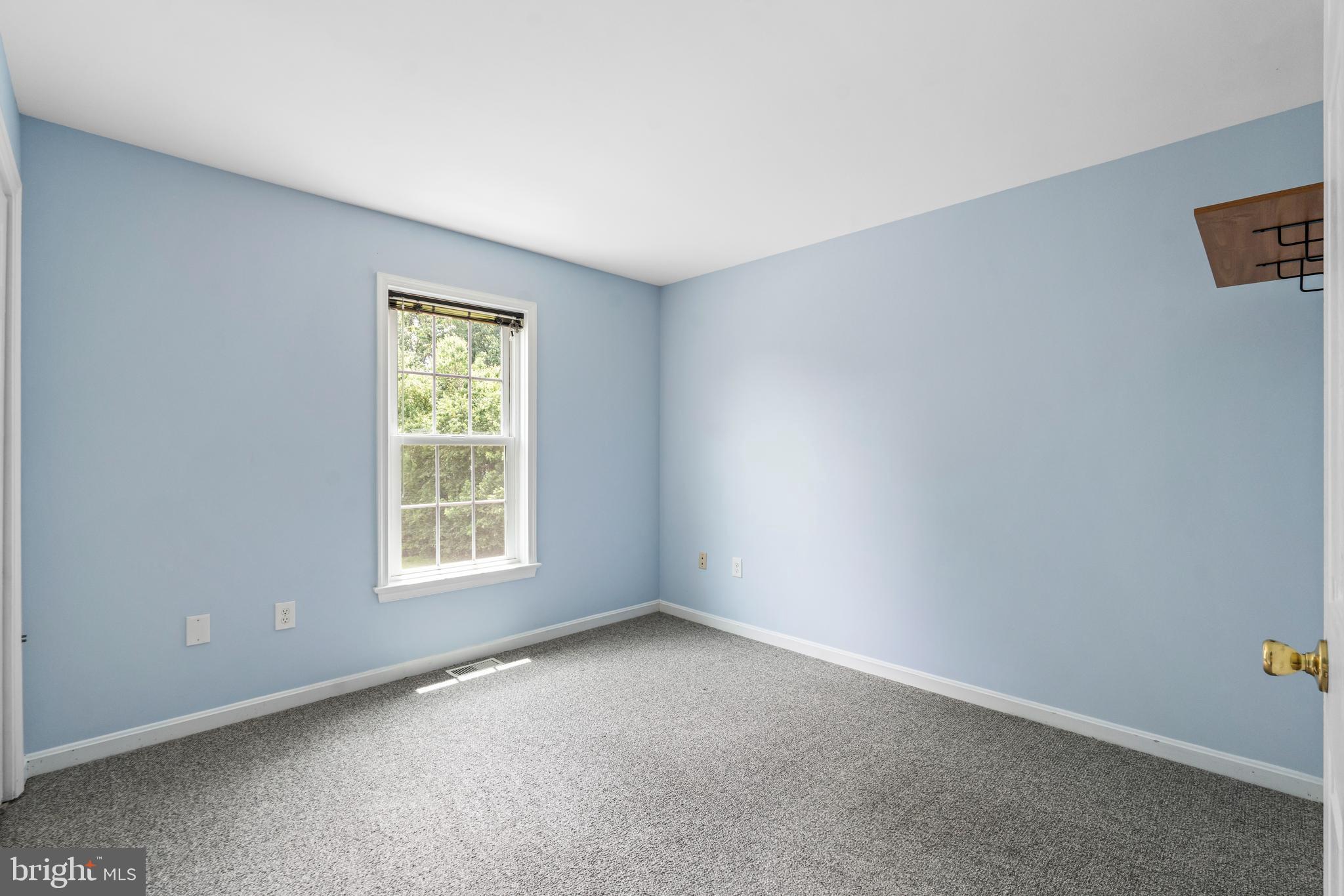 CAROLINE OAKS - Residential