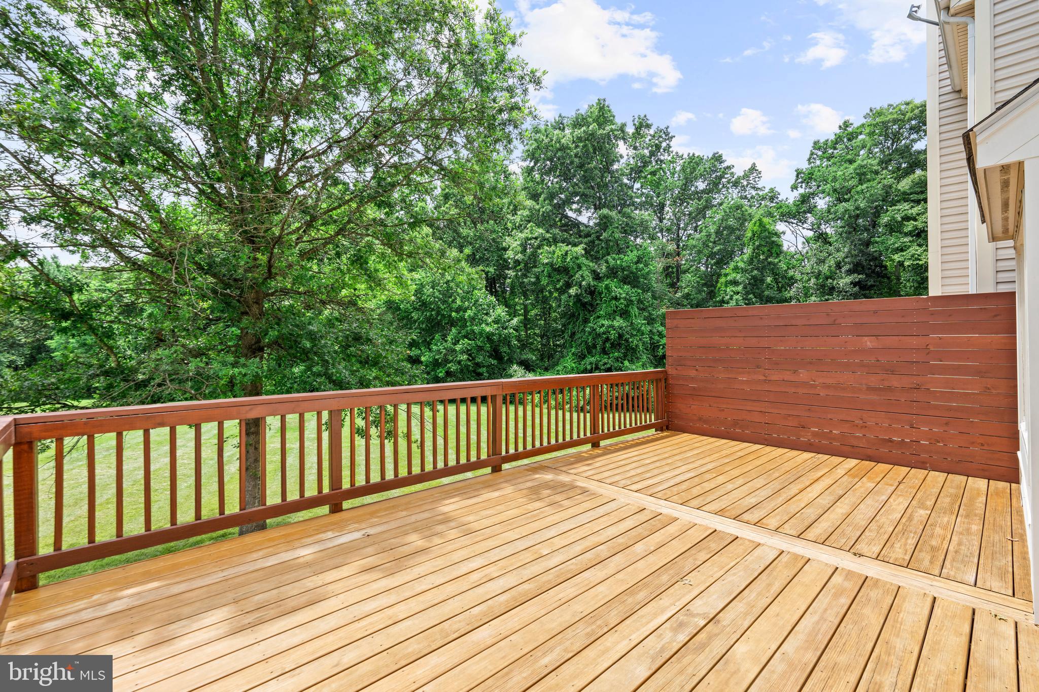 CAROLINE OAKS - Residential