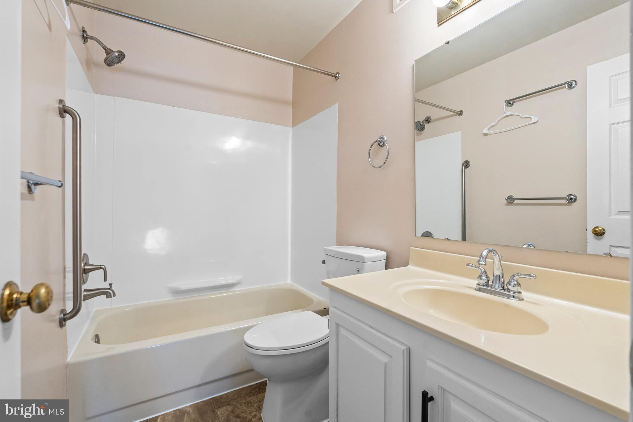 CAROLINE OAKS - Residential