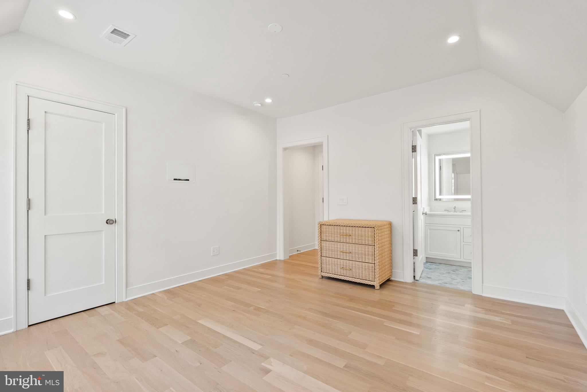 BETHESDA - Residential