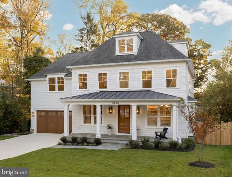 Photo of 5305 Carlton Street, BETHESDA, MD 20816 (MLS # MDMC2204762) Photo of 5305 Carlton Street, BETHESDA, MD 20816 (MLS # MDMC2204762)