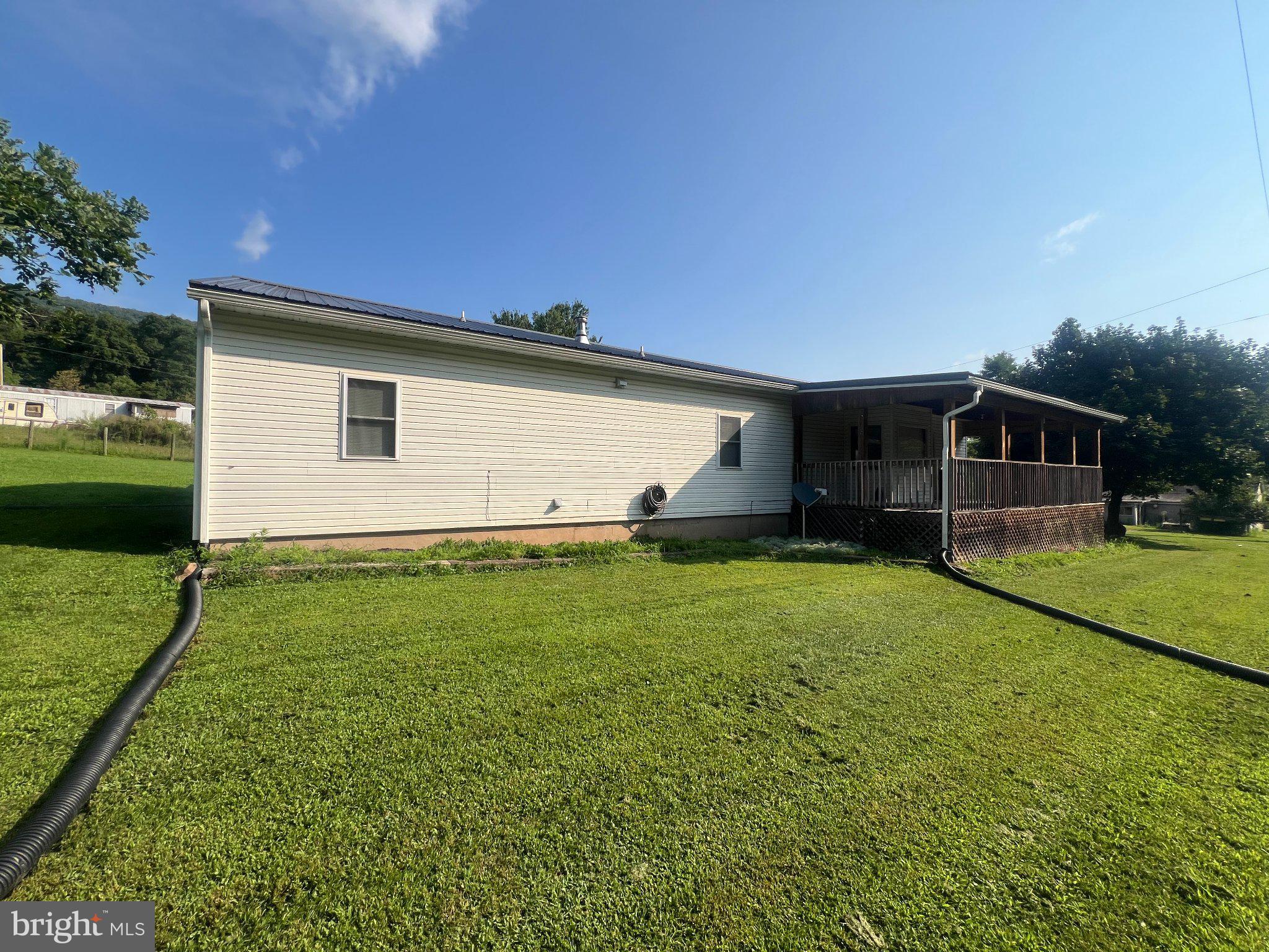 3 MOUNT LANE