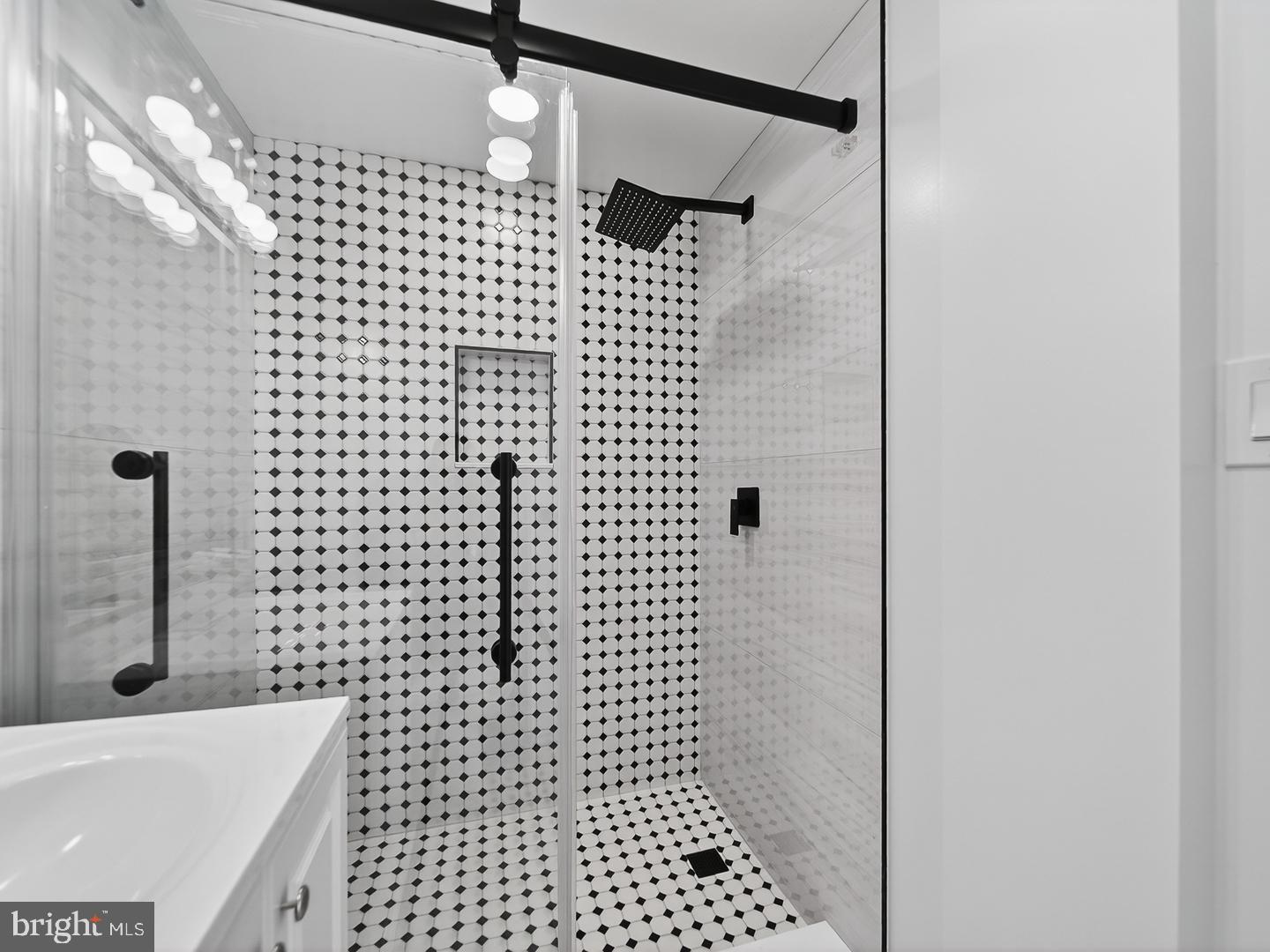 CARLYN PLACE - Residential