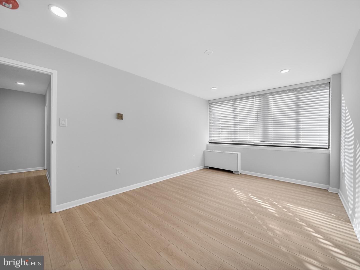 CARLYN PLACE - Residential