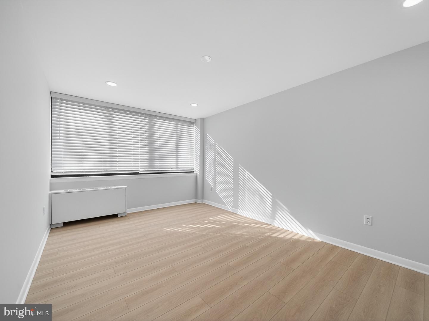 CARLYN PLACE - Residential