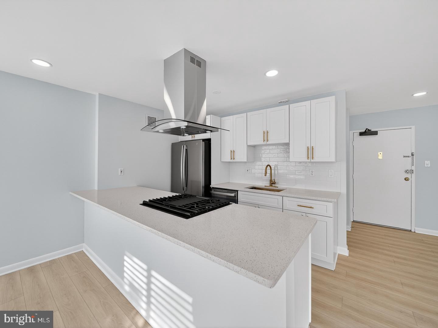 CARLYN PLACE - Residential