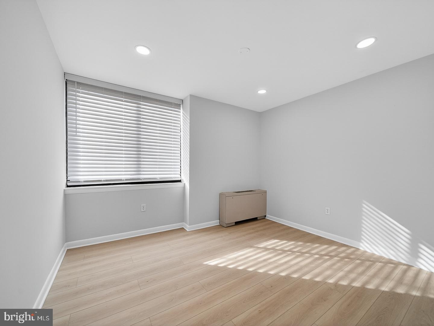 CARLYN PLACE - Residential